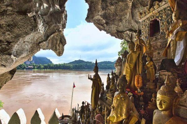 Vietnam y Laos cuevas de Pak Ou
