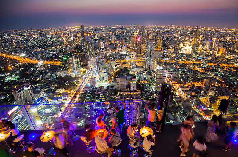 que ver en Bangkok de noche Mahanakhon Rooftop Bar