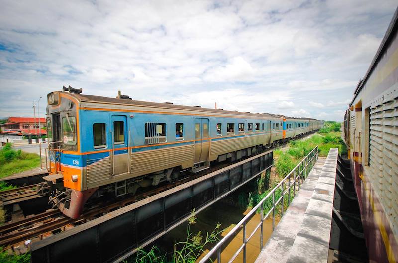 En Tren desde Bangkok a Ayuthaya